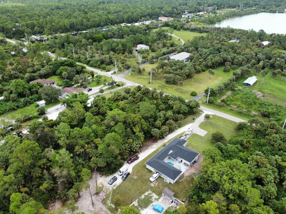 Tranquil Oasis Retreat In Golden Gate Estates North Naples